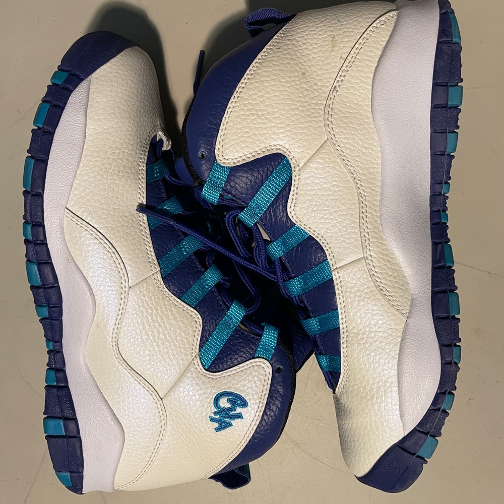 Charlotte Jordan Retro 10s